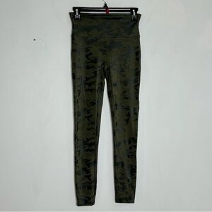 Spanx Size Medium High Rise Camo Leather Full Length Leggings